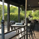 Korvalhoone