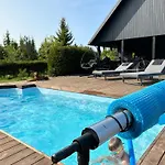 Vakantiehuis Korvalhoone Pirgu
